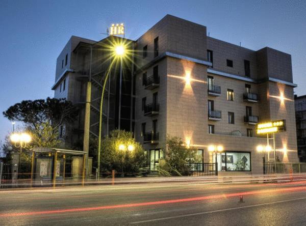 Hotel Rondine Marinella di Sarzana Esterno foto