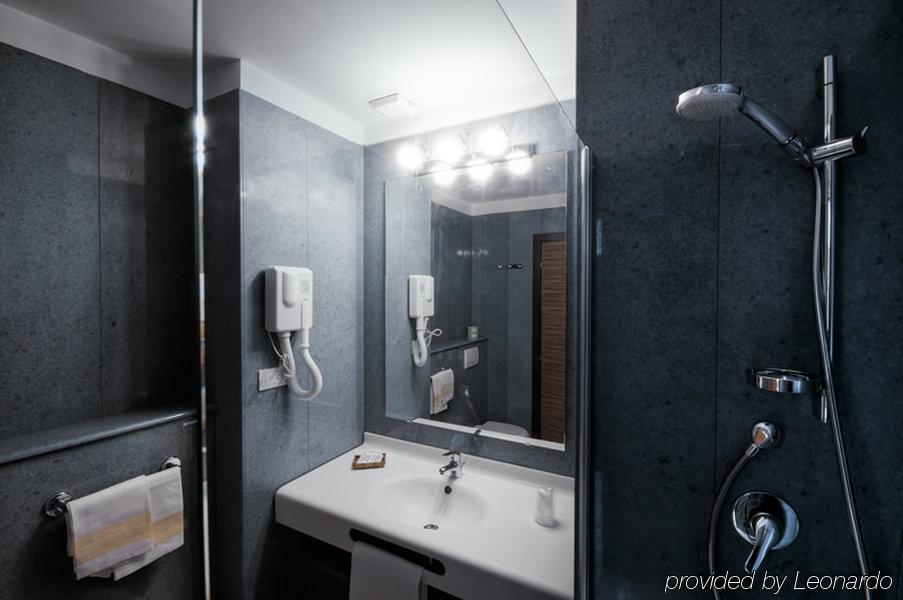 Hotel Rondine Marinella di Sarzana Esterno foto